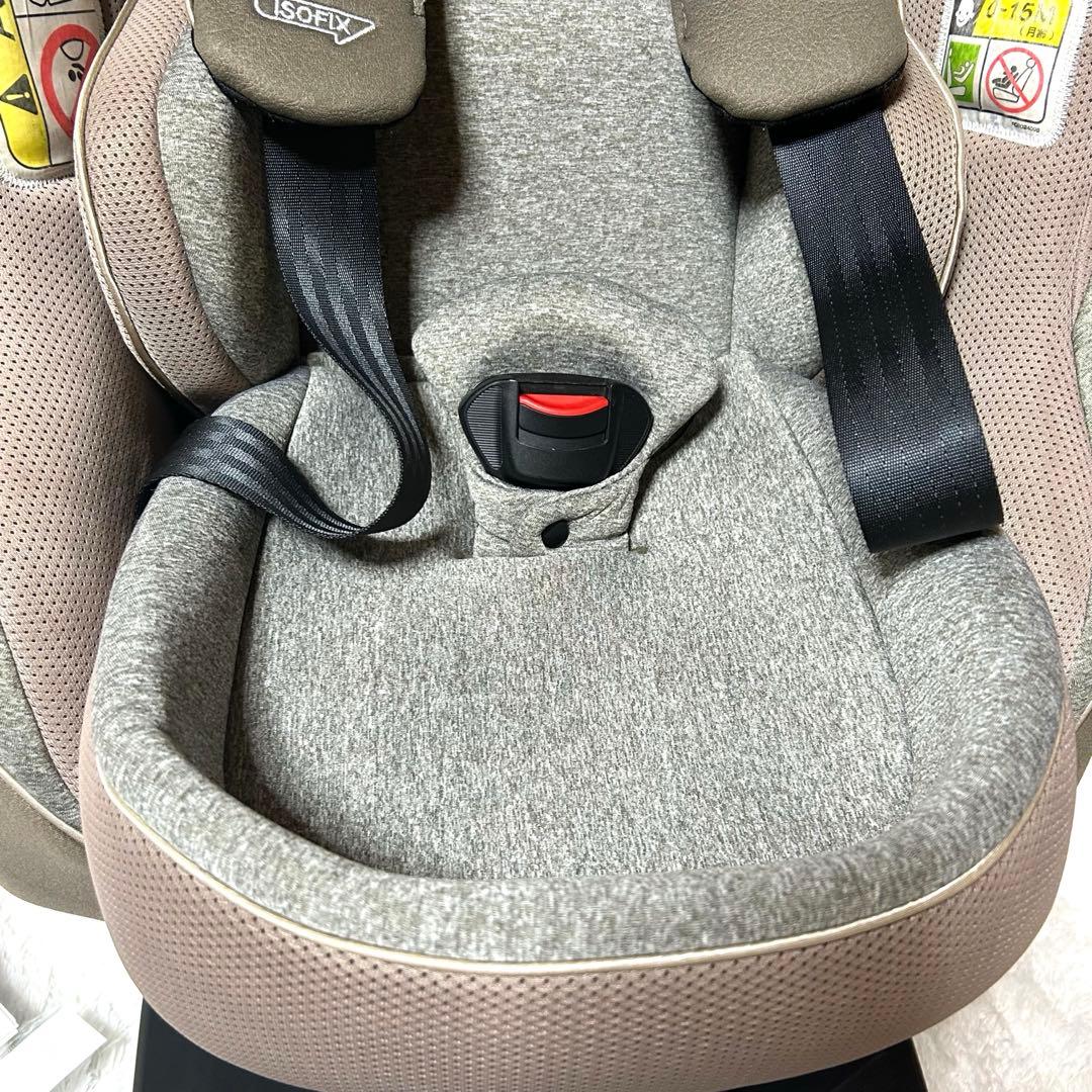 Aprica クルリラ プラス 360° セーフティー isofix ブラウン