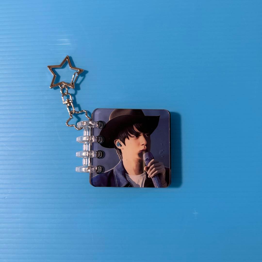 BTS JIN アクリルフォトアルバムキーホルダー(N)