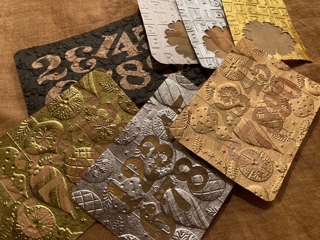 クリスマス　スペシャルBOX ジャンクジャーナル　エンボスペーパー　インド刺繍