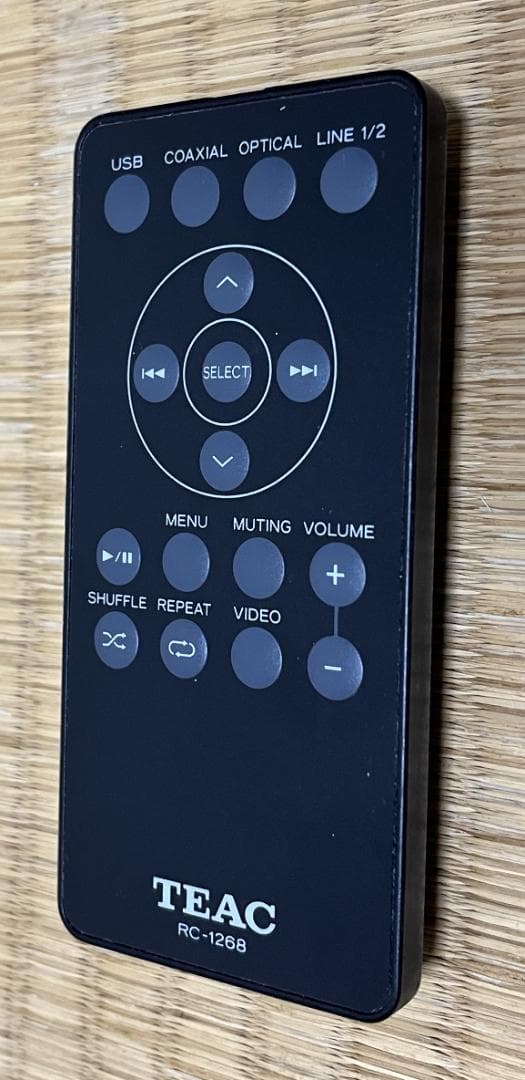 TEAC A-H01-S ステレオプリメインアンプ、2012年製 - メルカリ