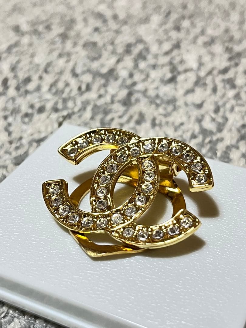CHANEL シャネル　ブローチ　スカーフクリップ CHANEL シャネル ブローチ スカーフクリップ CHANEL シャネル ブローチ