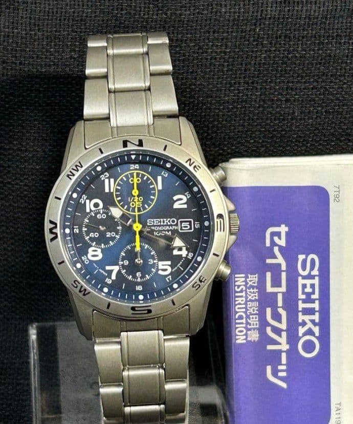 SEIKO クロノグラフ 腕時計　文字盤ネイビー【稼働美品】