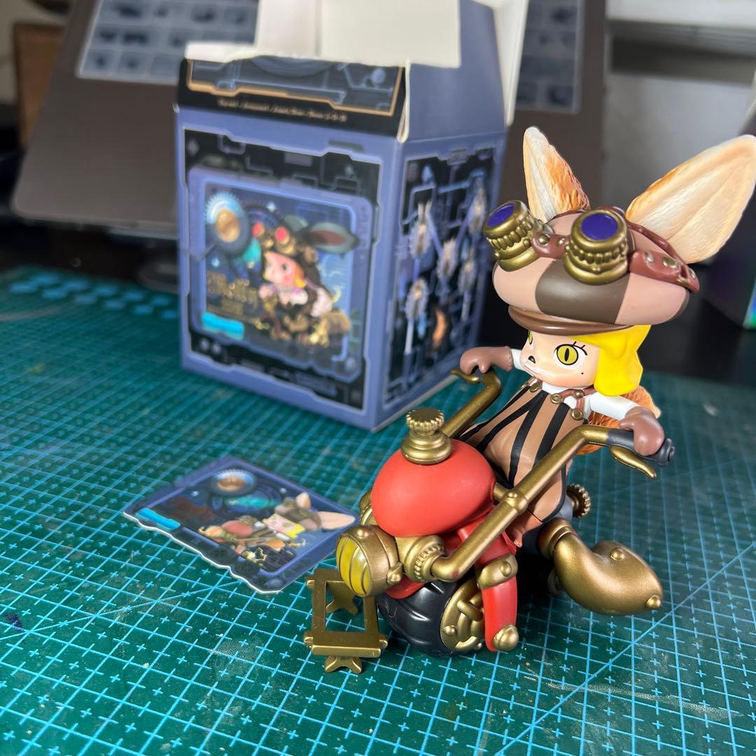 MOLLY スチームパンク アニマル バイク シリーズフィギュアポップマート
