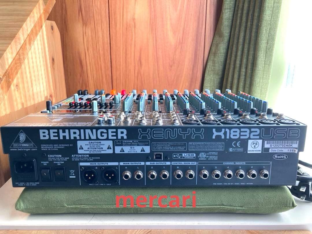 BEHRINGER XENYX X1832 USB 16ch アナログミキサー