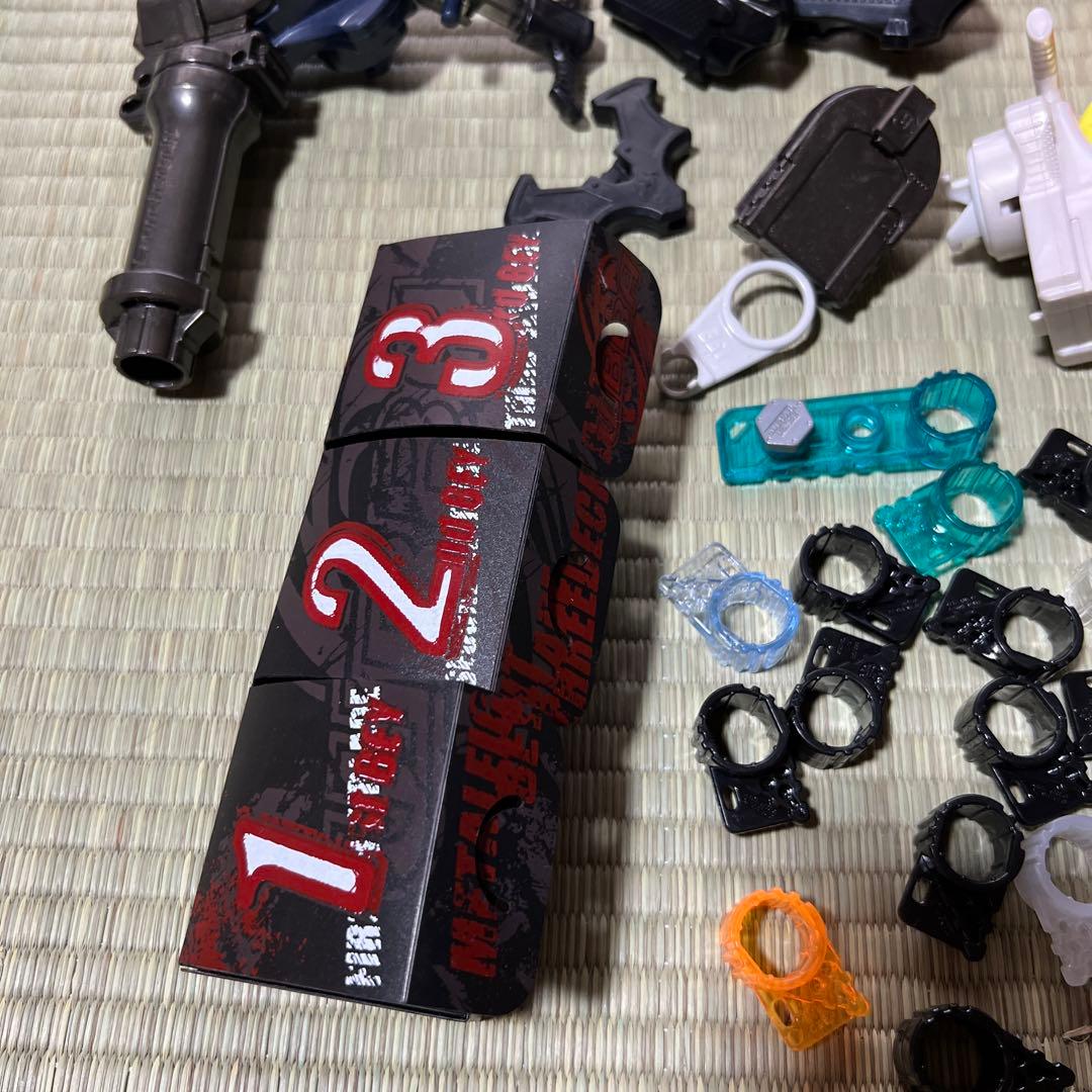 【希少】メタルファイト　ベイブレード　約70個　ランチャー　大量　まとめ売り