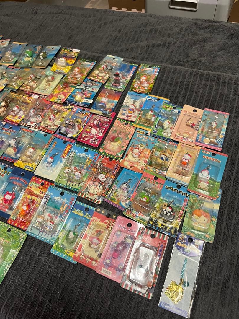 合間公式アカウント1 ご当地キティ