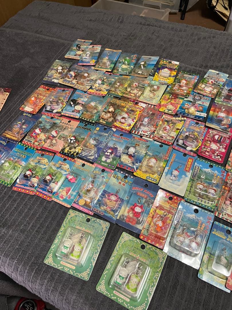 合間公式アカウント1 ご当地キティ