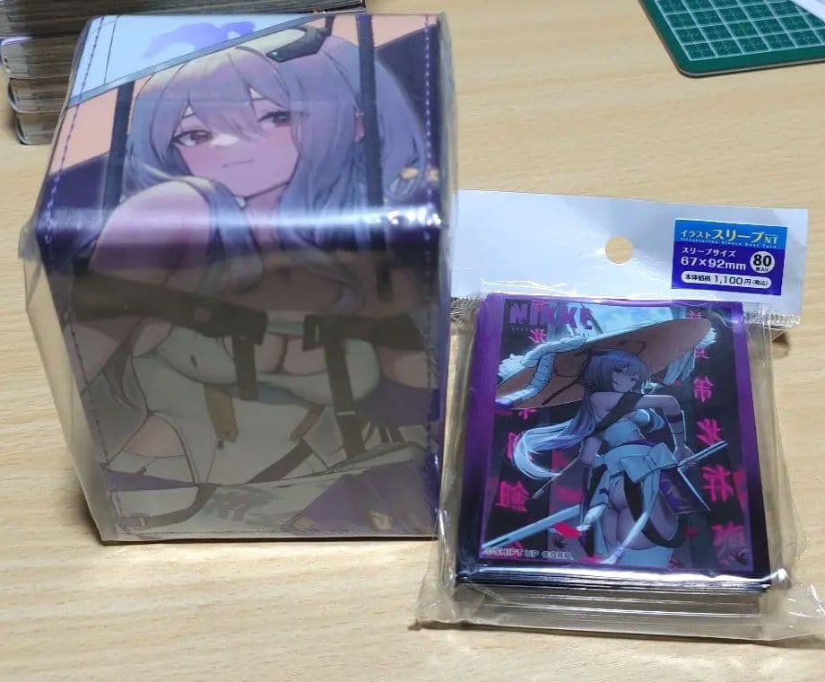 勝利の女神：NIKKE スリーブ 合皮製デッキケース セット ブラン ノワール