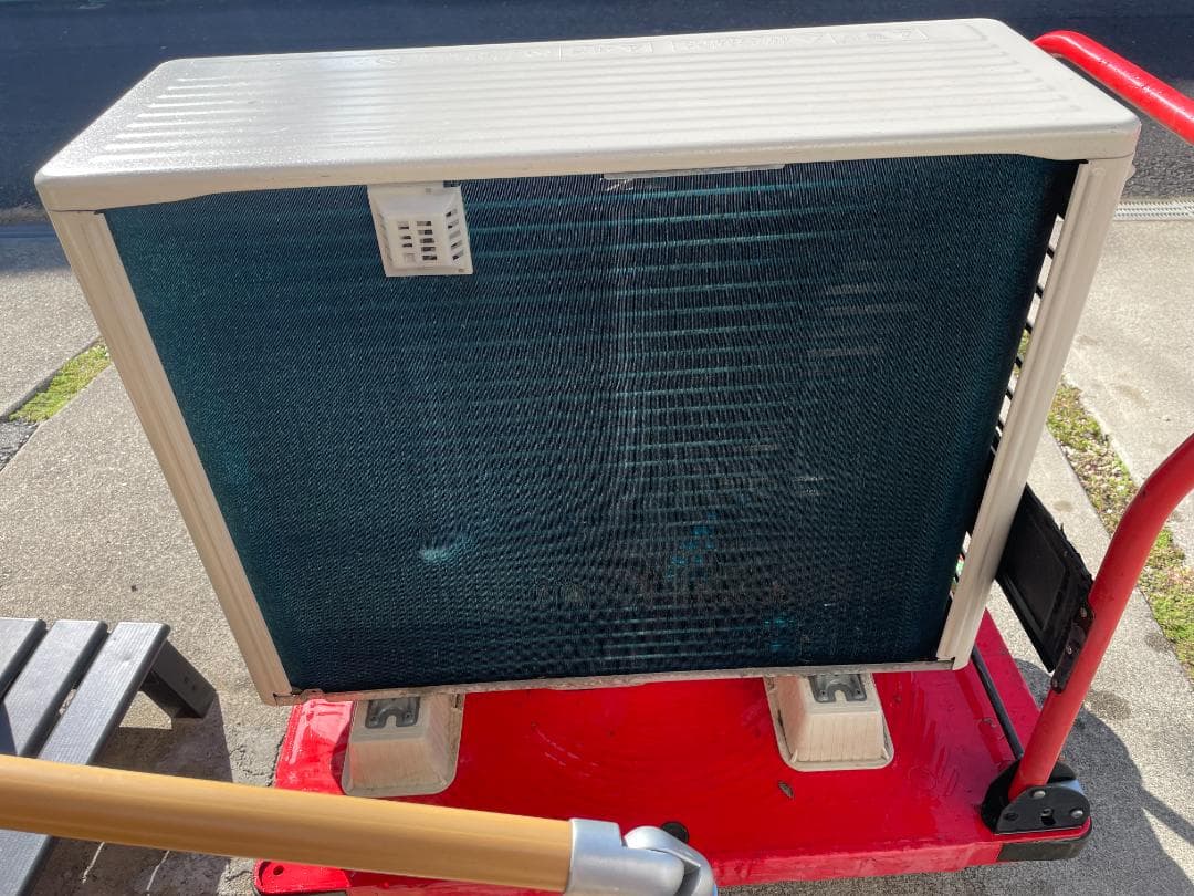 日立　エアコン　4.0Kw　14畳　2015年製　RAS-M40E2E3