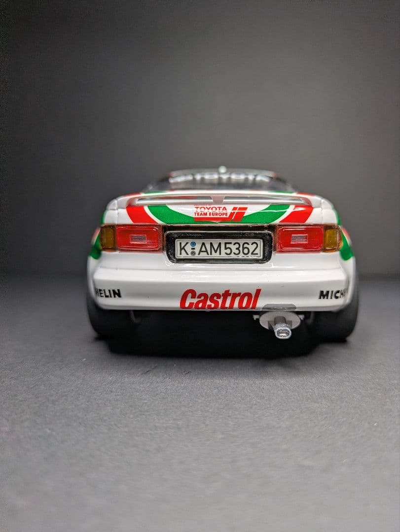 タミヤ 1/24 カストロールセリカ と ハセガワ フィギュア(完成品)