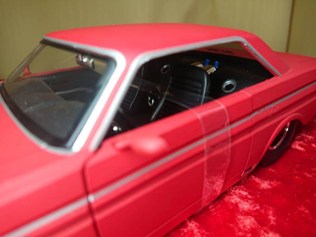 ミニカー 1964 FORD FALCON Jada toys 1/24