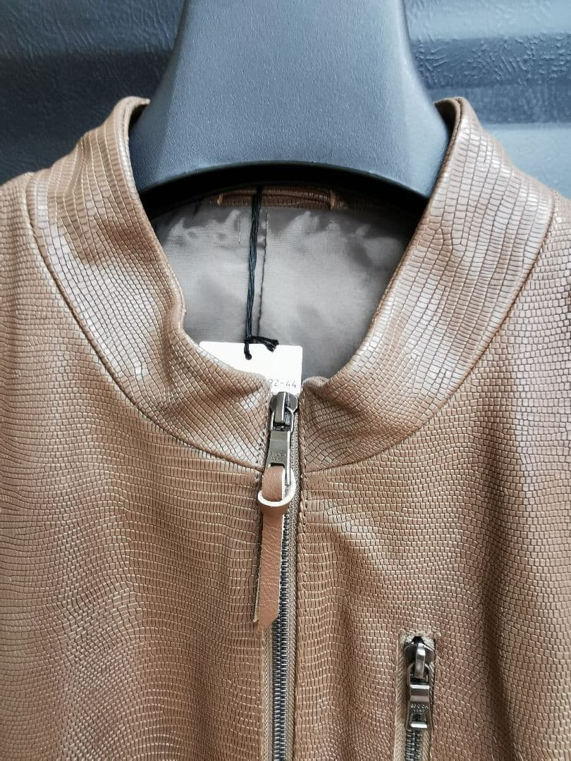 EPOCA PRIMA COLLECTION 型押しシングルライダースブルゾン