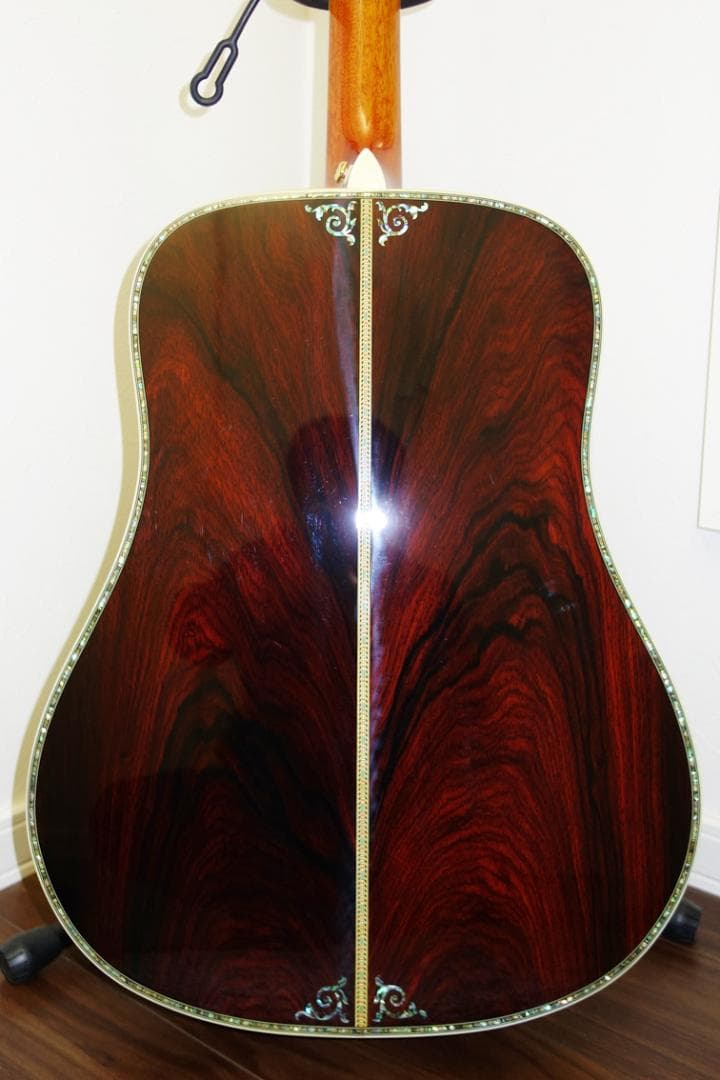 Toya Guitar TD-80 イングルマンスプルース＆ココボロ単板