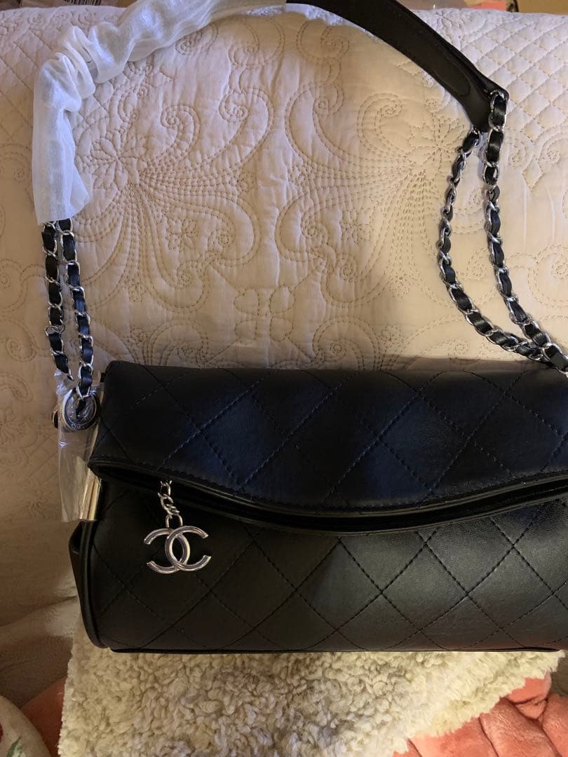 CHANELロゴ シャネルマーク ブラック ショルダーバッグ マトラッセ