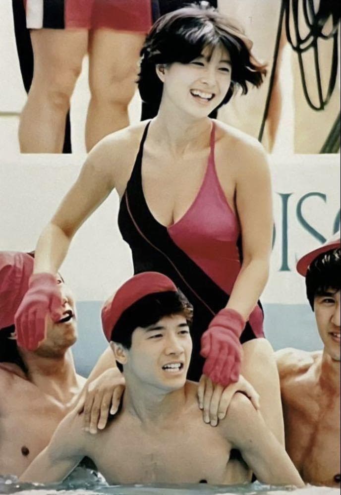 河合奈保子49 特大A4サイズ ラミネート加工防水 昭和 写真 アイドル