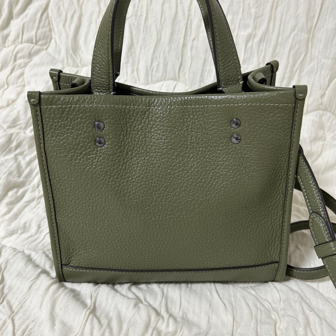 コーチ　オリーブグリーン レザー ショルダーバッグ