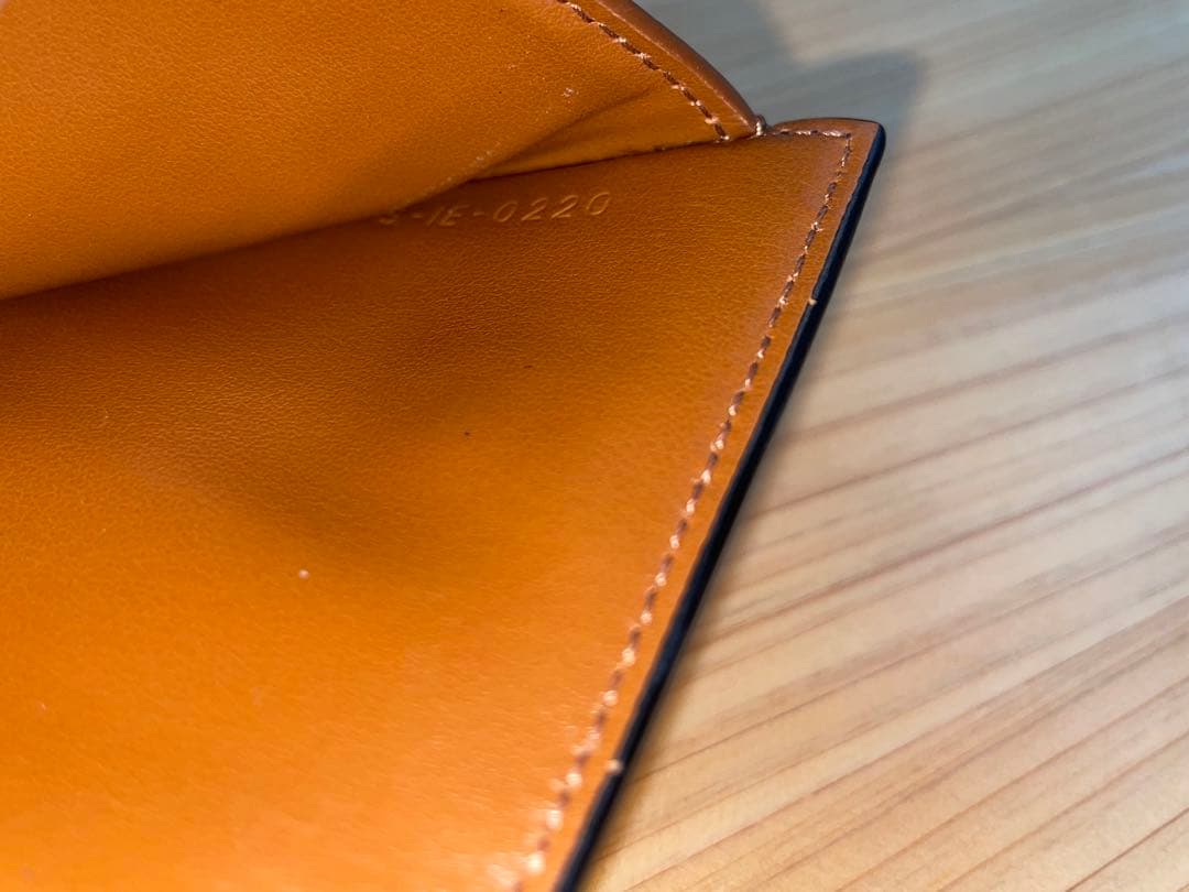 セリーヌ財布 トリンオフキャンバス&ラムスキン - メルカリ