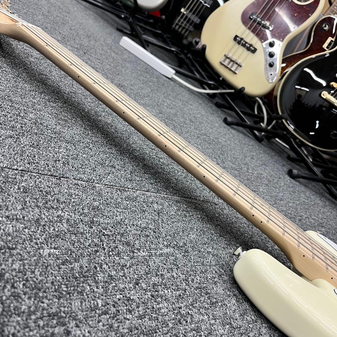 11171】 Squier Jass Bass V 5弦 ベース ホワイト
