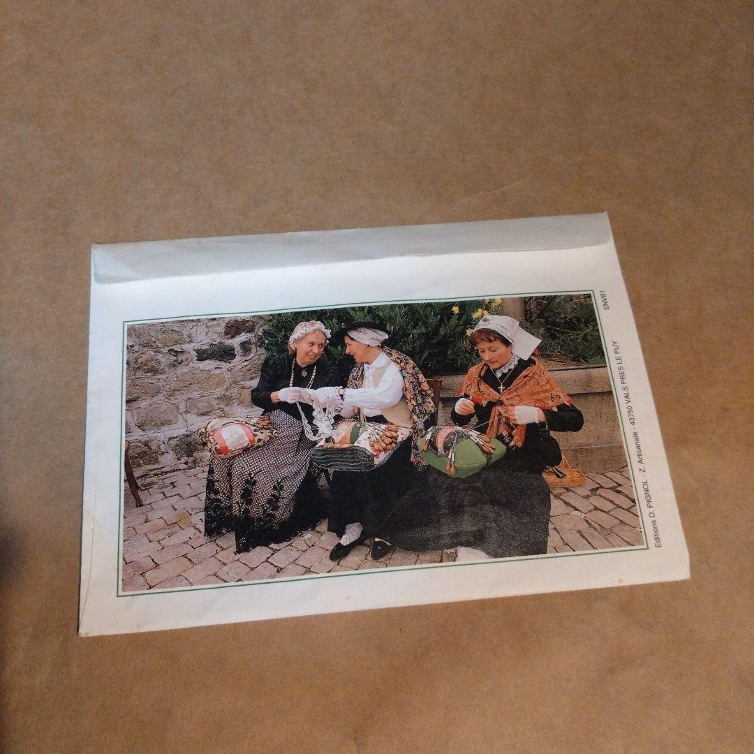 フランス ル・ピュイ ボビンレース ドイリー 手編み