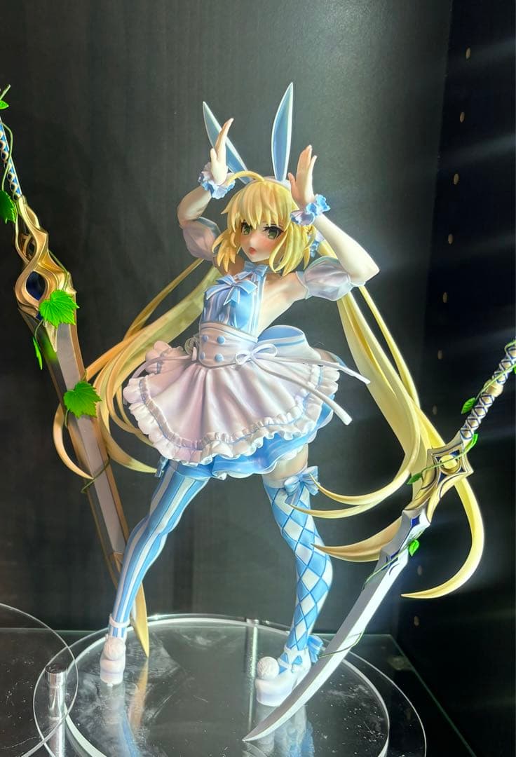 水着キャスターアルトリア（狂） グリズリーパンダ ガレージキット