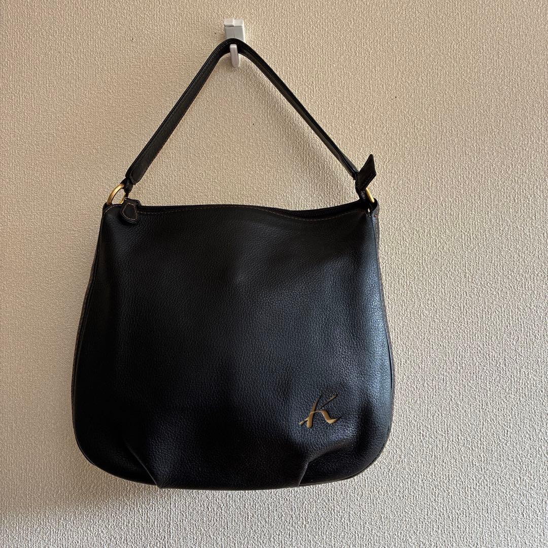 yukasanです。キタムラ ワンショルダーバッグ シボ革 レザー 黒