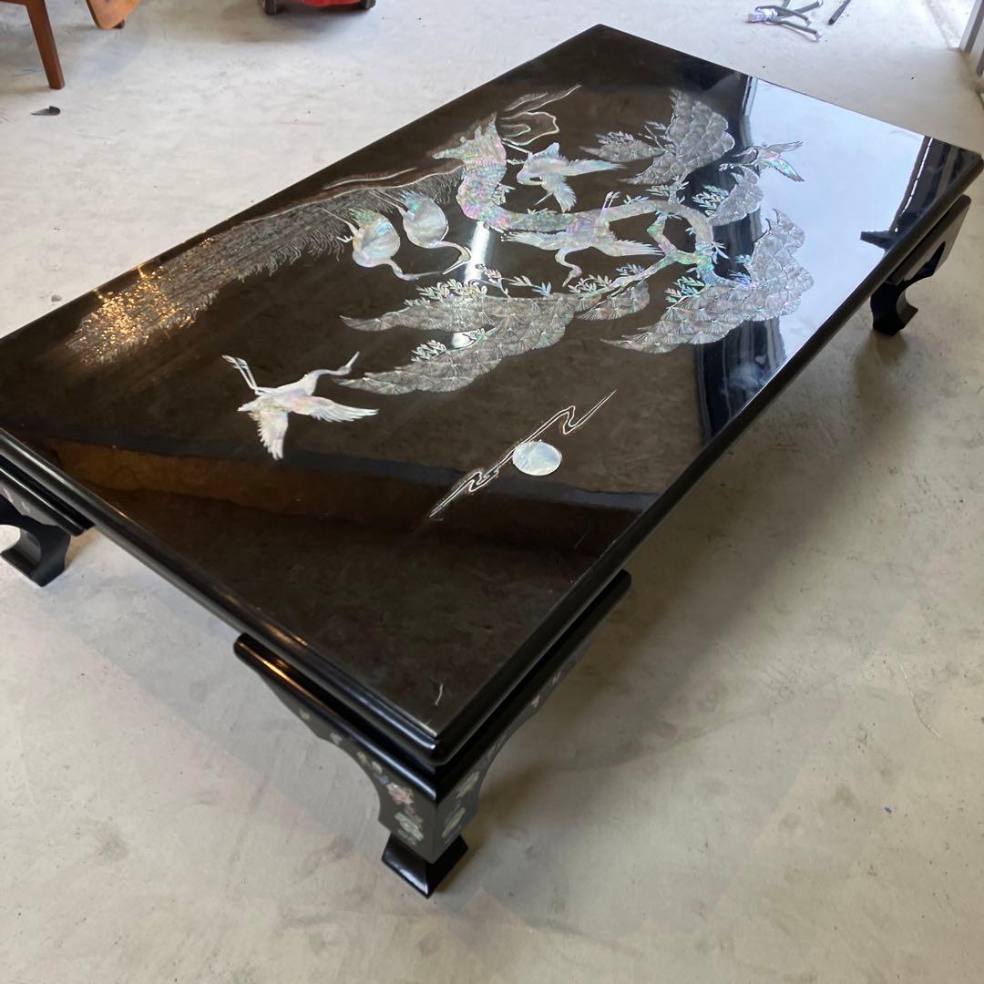 昭和レトロ 螺鈿細工 鶴 松 蝶々 月柄 木製漆塗り 大型座卓 センター