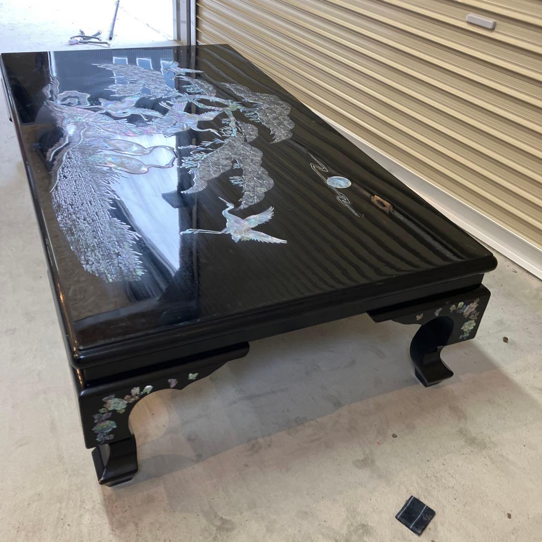 昭和レトロ 螺鈿細工 鶴 松 蝶々 月柄 木製漆塗り 大型座卓 センター