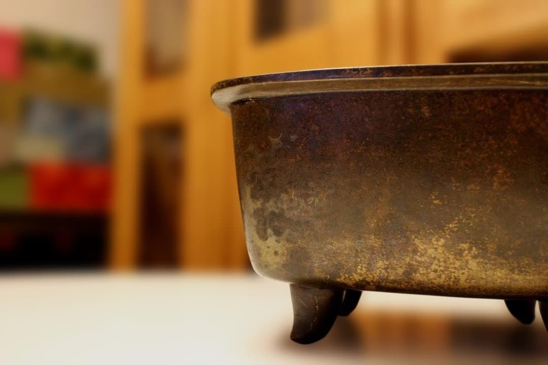 唐物 宣徳銅 宝雲銘 四方香炉 状態良好