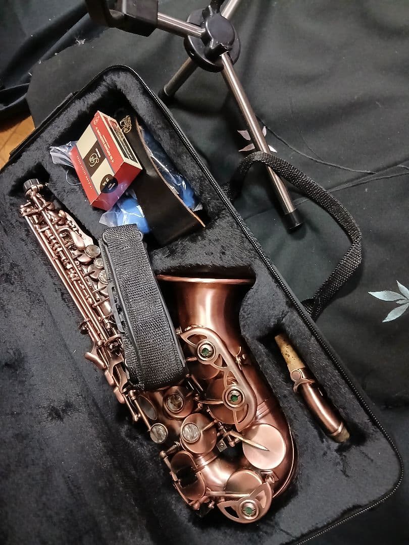 カーブド　ソプラノサックス　アンティークブロンズ　無銘　美品
