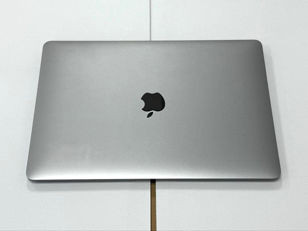 MacBook Air M1チップ搭載 13インチ スペースグレイ