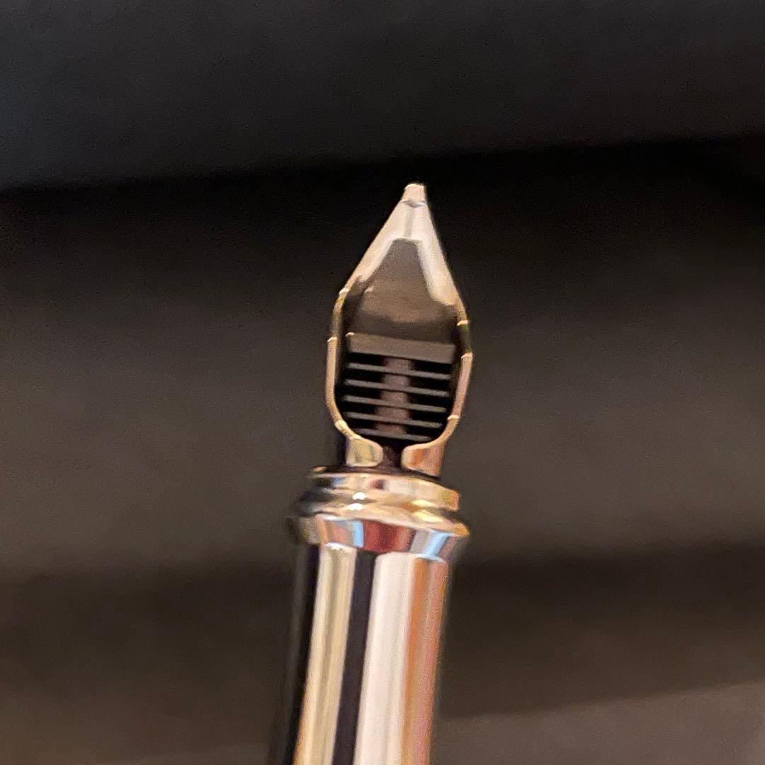 S.T. Dupont 万年筆