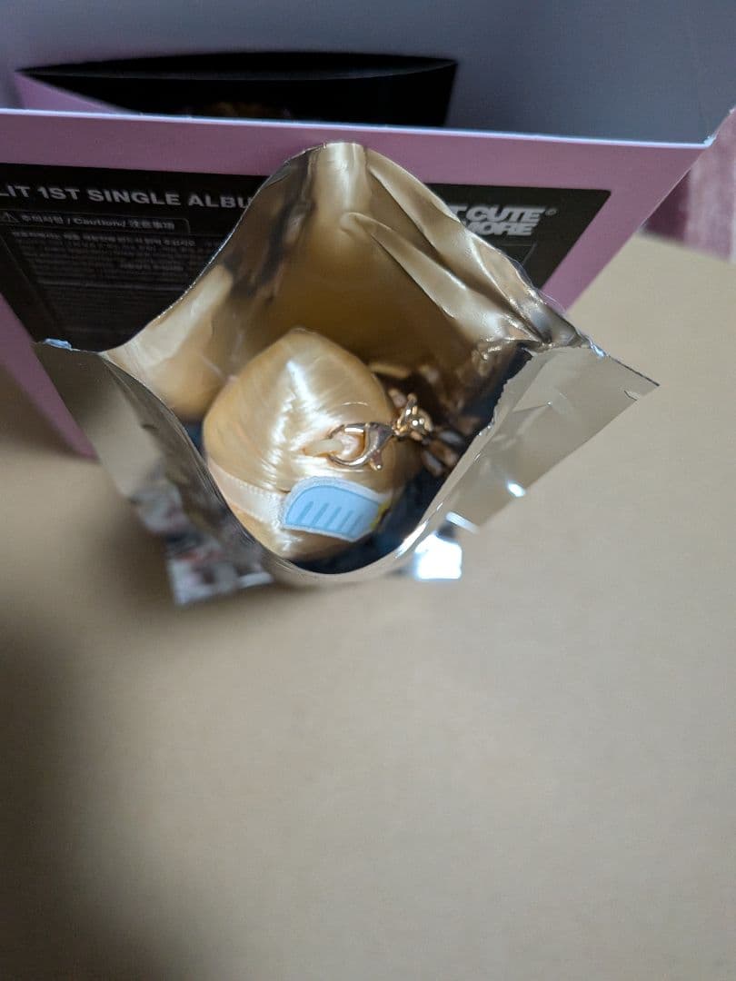 s*す様 ILLIT LittleMimi リトルミミ シークレット - メルカリ