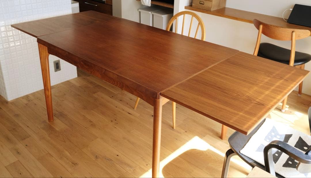 【最終値下げ！】ダイニングテーブル　デンマークヴィンテージ　ヘニングケアヌルフ