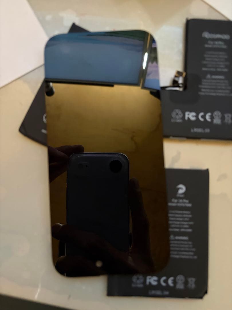 や*ん様 iPhone 14 Pro ！ROOT CO.耐衝撃ケース付きジャンク