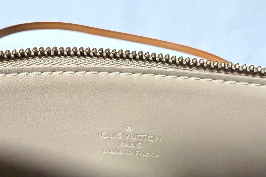 Louis Vuitton モット