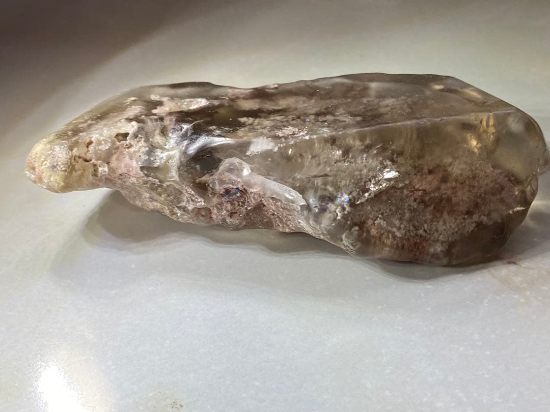 T1034ピンクホワイトガーデンクォーツ原石ルチル針瑪瑙共生ラダー虹