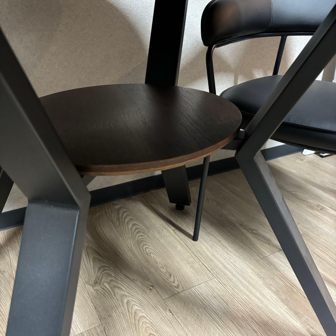 Kumackey　丸ダイニングテーブル　カフェテーブル　グレー　棚付き