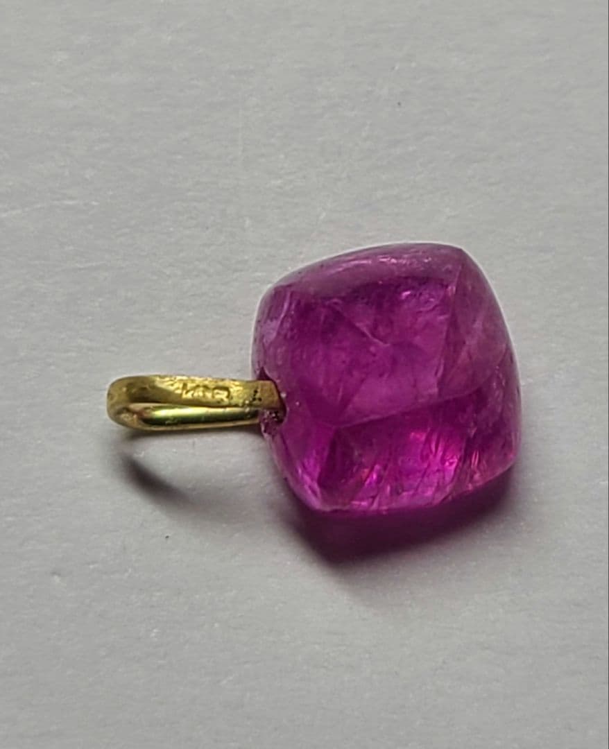 鮮やかなフューシャピンク!!☆アヤナスピネル18金ペンダントトップ☆