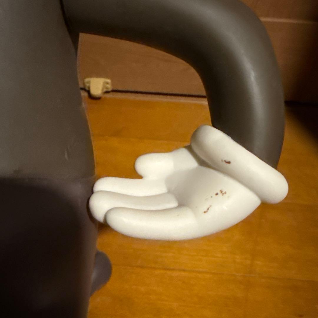 Kaws Companion フィギュア グレー ブラック フェイク品