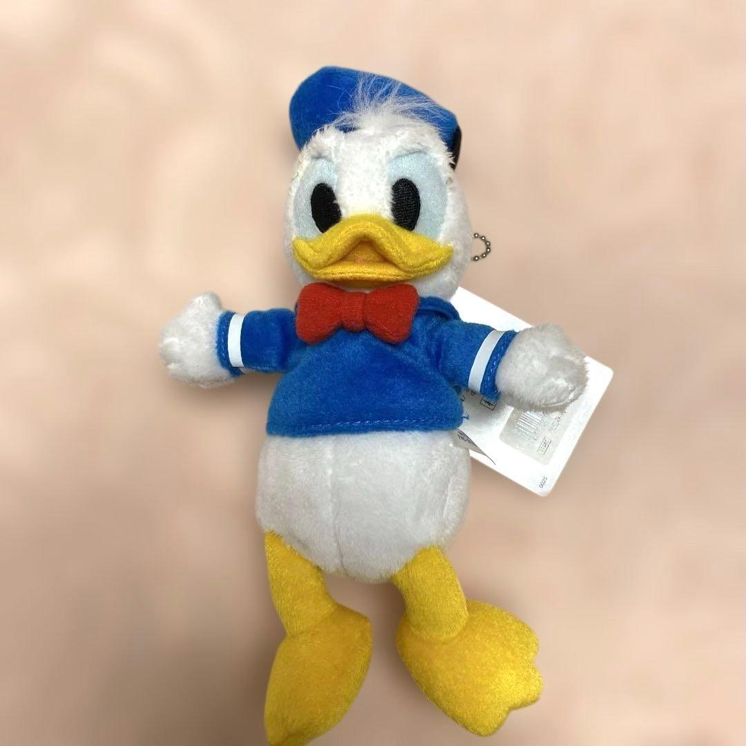 ディズニー ドナルドダック ぬいぐるみバッジ - メルカリ