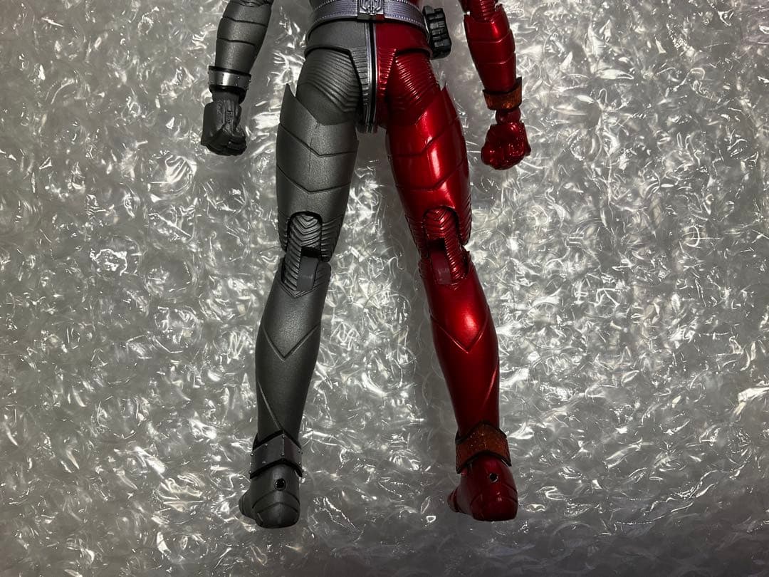 【中古品】S.H.Figuarts 真骨頂 仮面ライダーWヒートメタル 風都探偵