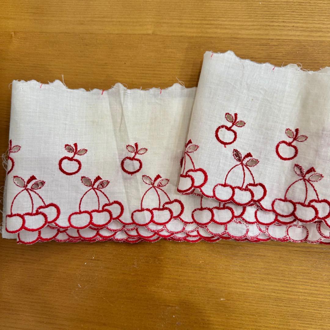 フランスアンティーク チェリー柄 刺繍リボン - メルカリ