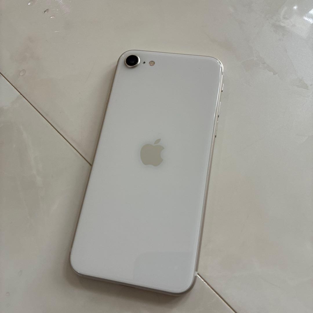 Apple iPhone SE (第2世代) ホワイト 86%