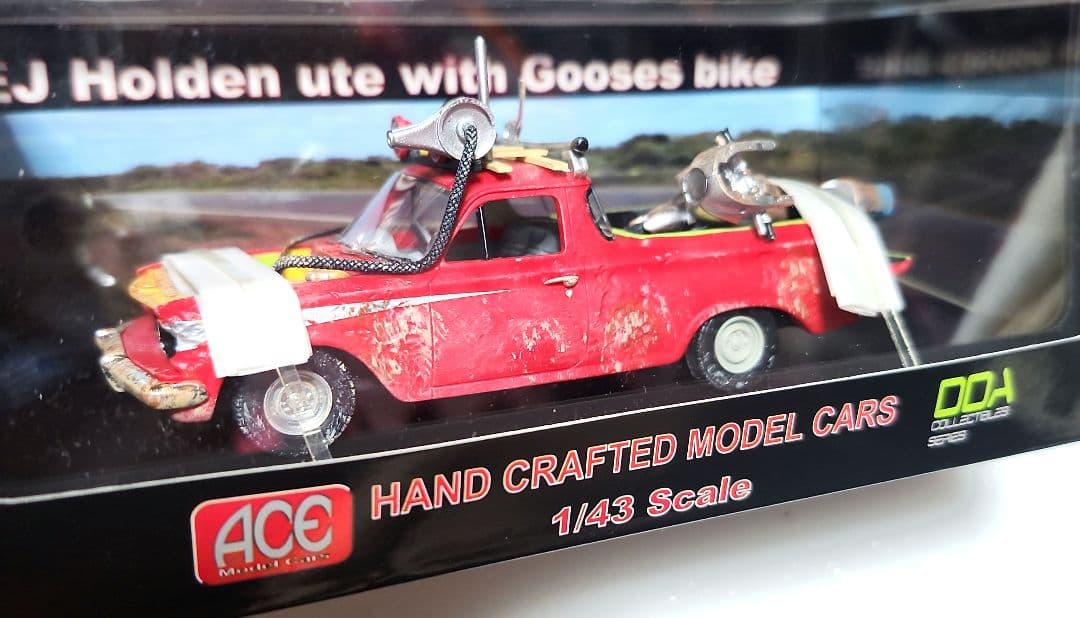 ACE 1/43 マッドマックス ホールデン EJ UTE & グースバイク