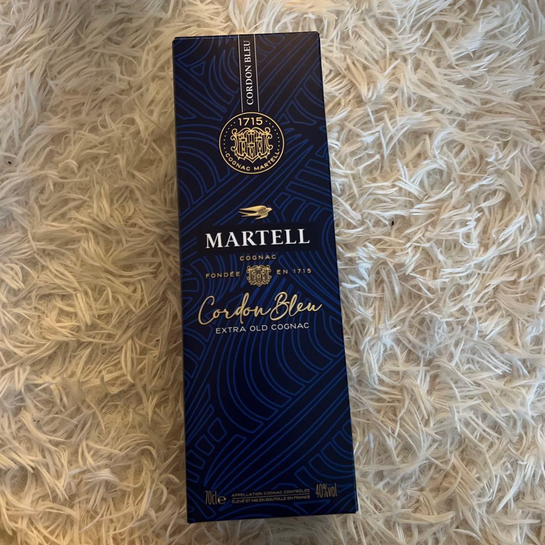 MARTELL Cordon Bleu コニャック 700ml Amazon.co.jp: マーテル コルドンブルー コニャック [ ブランデー