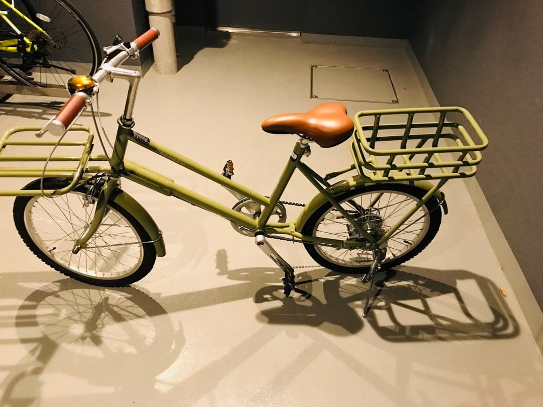 新品レトロ調 可愛いWACHSENヴァクセン 20インチカーゴバイク 6段変速