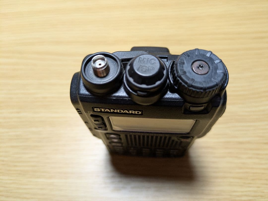 バーテックススタンダード VX-8 トリプルバンドトランシーバー