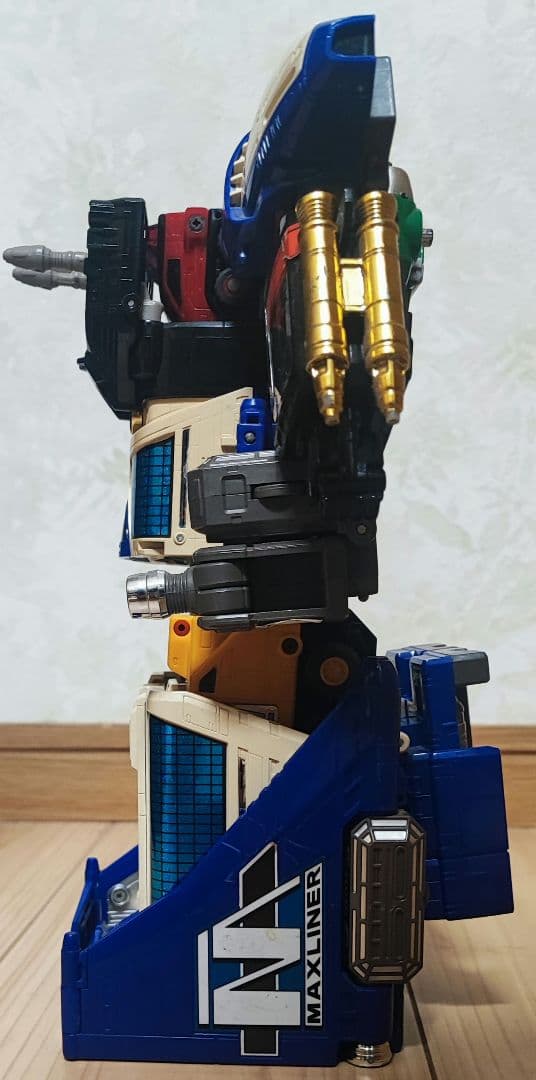 B*e様 救急戦隊ゴーゴーファイブ　 DXビクトリーロボ、DX ライナーボーイセ