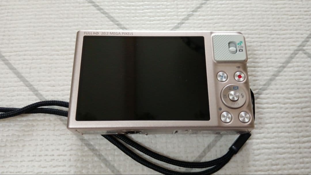 Canon PowerShot SX620 HS 本体と付属品