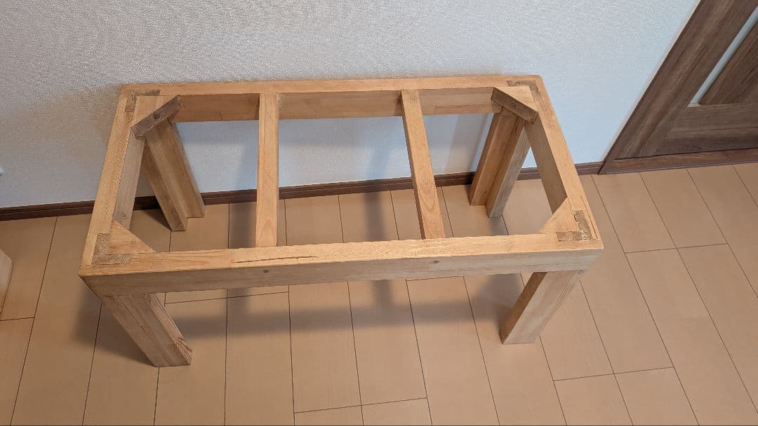 アルミサッシ仕様。赤松集成材18ミリ900×500×500蜜蝋オイル仕上げ